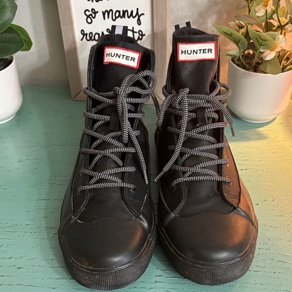 Hunter Black Men's Lace-Up Boots Box 131